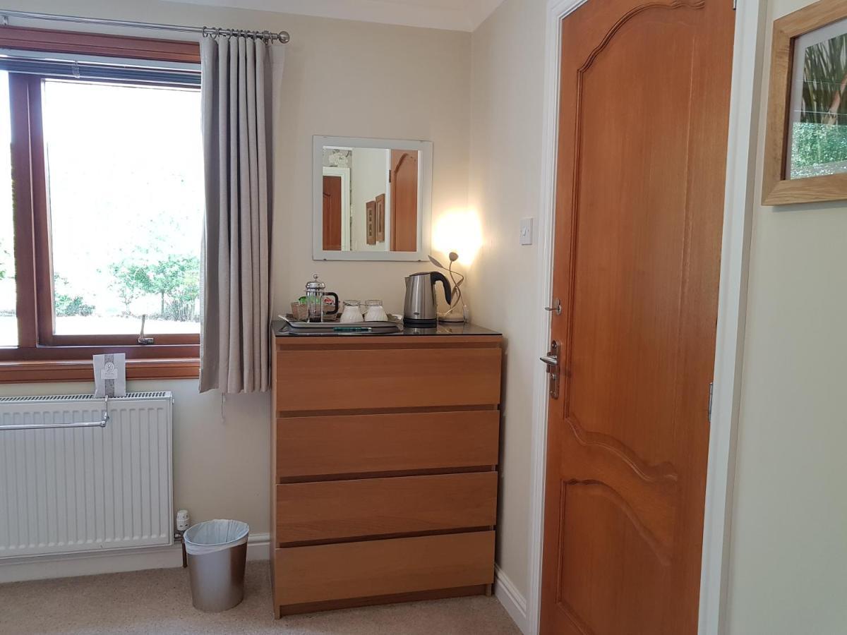Lilyoak B&B & Self Catering Apartment Insch Kültér fotó